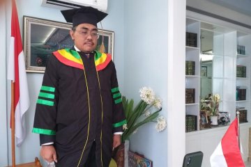 Diwisuda doktor secara daring, Gus Jazil: Pengalaman pertama