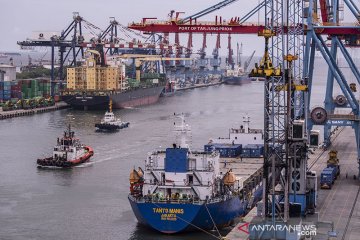 Jalan panjang keluar dari himpitan resesi ekonomi