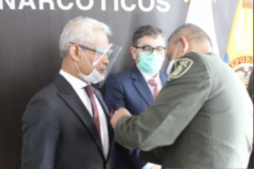 Dubes RI terima penghargaan anti narkoba dari Kepolisian Kolombia