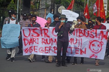 Indef: Reduksi kewenangan daerah berpotensi turunkan investasi