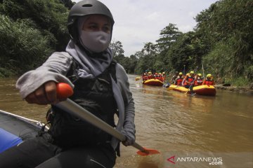 Pelatihan penanggulangan bencana longsor dan banjir di Sungai Ciliwung