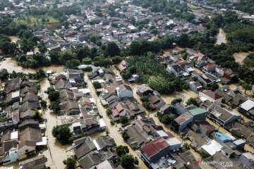 Banjir luapan kali Cikeas