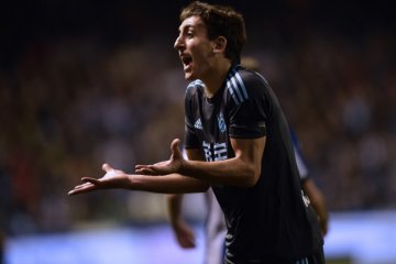 Sociedad ke puncak klasemen Liga Spanyol setelah gunduli Huesca 4-1