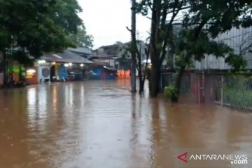 Sembilan RT tergenang akibat hujan di Jakarta Senin petang