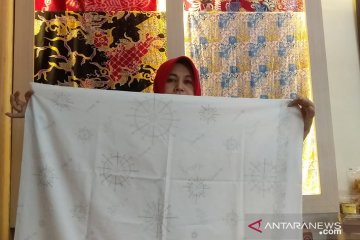 Batik motif corona Jember mulai diminati pasar