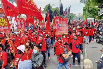 Buruh: Jangan jadikan COVID-19 alasan tidak naikkan UMK 2021