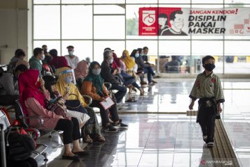 Kenaikan jumlah penumpang di Terminal Terpadu Pulo Gebang