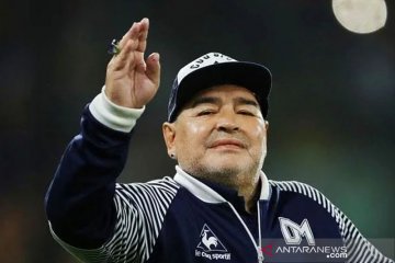 Pemeriksaan tim medis terkait kematian Maradona ditunda