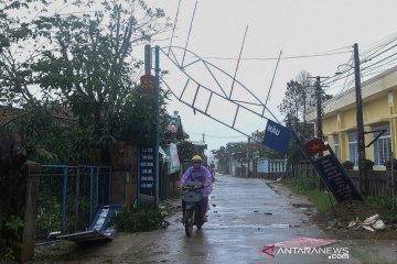 Vietnam diterjang Badai Molave, tentara masih cari korban hilang