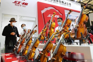 Pameran alat musik internasional di Shanghai
