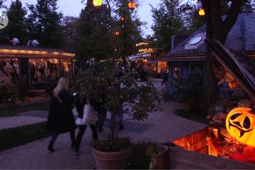 Mari tengok labu terbesar musim Halloween tahun ini di Tivoli Gardens