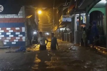 Ratusan rumah di Ambon terendam banjir