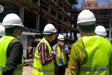 Gubernur Kalbar tinjau pembangunan gedung baru RS Dr. Soedarso 