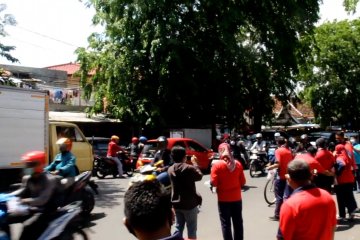 Lapas Kesambi Cirebon bagikan masker dan vitamin