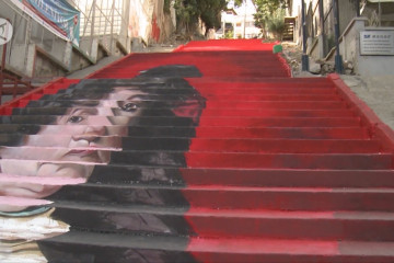 Mahasiswa di Istanbul sulap tangga jalanan jadi galeri seni