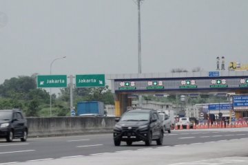 Jelang libur panjang, volume Tol Jakarta-Cikampek meningkat