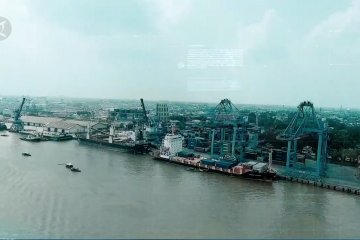 Bongkar muat di Pelabuhan Boom Baru Palembang meningkat 30%