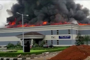 Stasiun TV terbakar dalam aksi kekerasan Nigeria