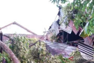 BPBD Bangka catat 35 rumah warga rusak akibat puting beliung