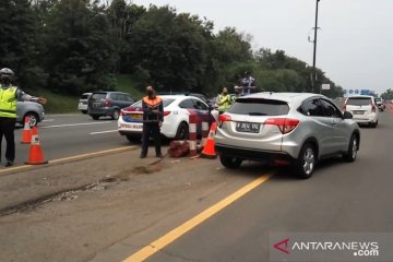 Arus balik libur panjang Tol Jakarta-Cikampek cukup padat