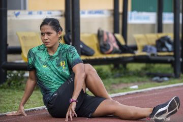 Latihan Atlet Atletik Sumatera Selatan