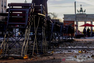 Masyarakat Jerman amankan stok menjelang 'lockdown'