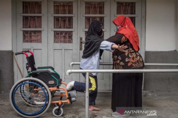 Program kemensos untuk rehabilitasi sosial penyandang disabilitas