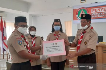 Kwarnas Pramuka bantu korban tsunami dan COVID-19 di Banten