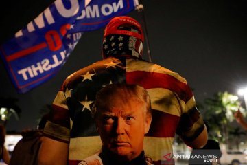 Pendukung Trump protes hasil awal Pilpres AS