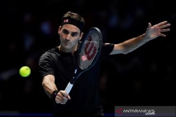 Federer bersiap kembali ke turnamen tanah liat Madrid Open