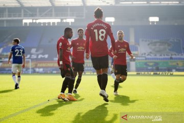 Bruno Fernandes gemilang, MU gasak Everton di Goodison Park