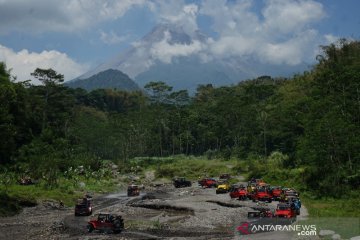 Status Gunung Merapi Siaga, jasa Jeep Lava Tour Merapi tetap beroperasi