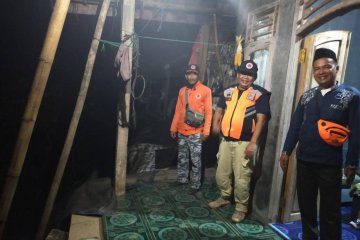 BPBD Banten sebut empat rumah warga Lebak selatan dilanda longsor