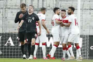 Hujan enam gol warnai laga persahabatan Turki vs Kroasia
