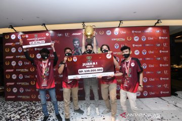 Tim SMAN 13 Depok juara Piala Pelajar Free Fire Jabodetabek