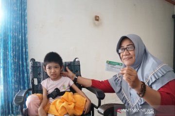 JKN-KIS bantu nenek dan cucu asal Balikpapan jalani terapi