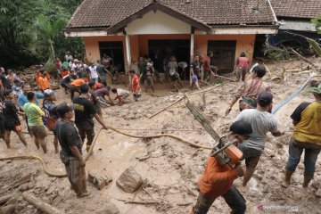 Bencana tanah longsor di Banyumas