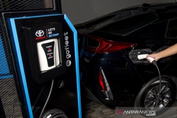 Siap-siap, Toyota mulai jual mobil listrik baterai di Indonesia