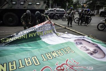 Kemarin, polemik baliho Rizieq sampai calon Wali Kota Depok corona