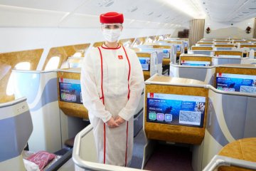 Emirates dinobatkan maskapai teraman tanggapi COVID-19