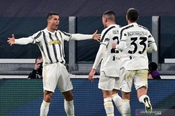 Dwigol Ronaldo bawa Juve menang 2-0 atas tamunya Cagliari