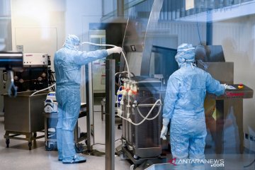 Mengintip produksi vaksin di IDT Biologika Jerman