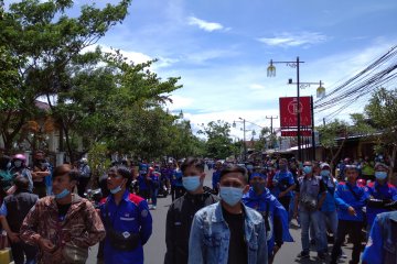 Antisipasi aksi buruh, Polres Cianjur tutup jalur protokol