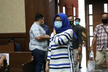 Anita Kolopaking akui seangkatan dengan mantan Ketua MA Hatta Ali