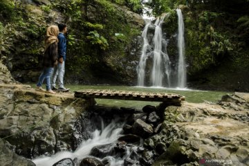 Daya tarik wisata air terjun di Jawa Barat