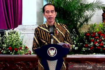 Presiden Jokowi minta menteri dan kepala daerah mereformasi anggaran