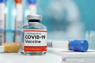 Studi Fase 3 Moderna klaim vaksin 100 persen ampuh cegah COVID-19