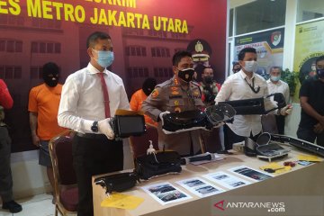 Polres Jakarta Utara tangkap dua pelaku spesialis pemecah kaca mobil