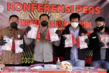 Polrestabes Semarang ringkus sindikat pembuat dan pengedar uang palsu