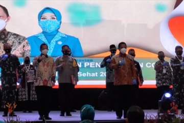 Gerakan lima juta masker untuk masyarakat Kepri